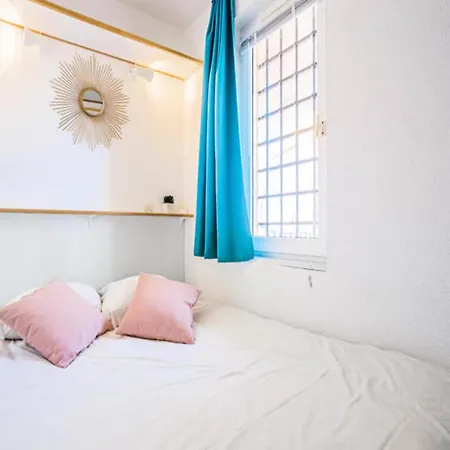 Comfort 1 Bedroom 5 People 아파트 *